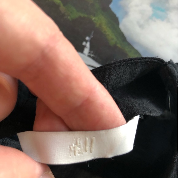 H&M sheer top - Picture 3 of 12